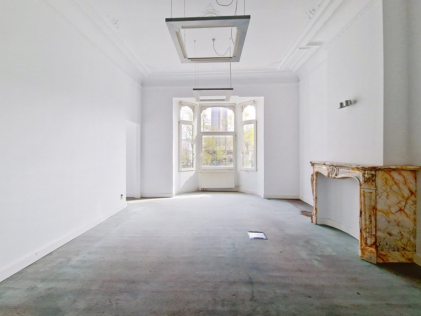Een prachtig herenhuis (ca. 450m²) met tuin en burelen! foto 14