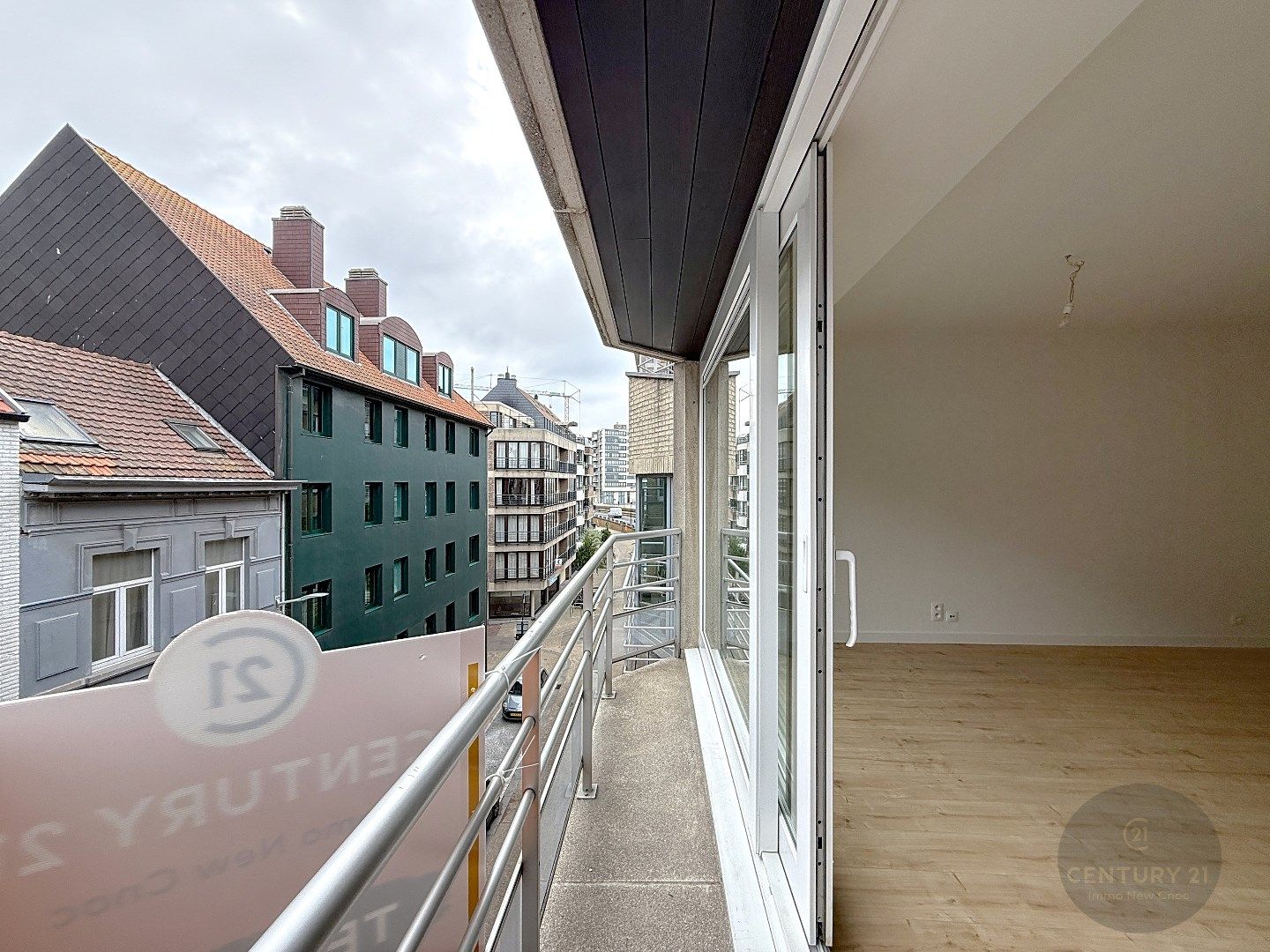 LICHTRIJK app te centrum HEIST foto 5