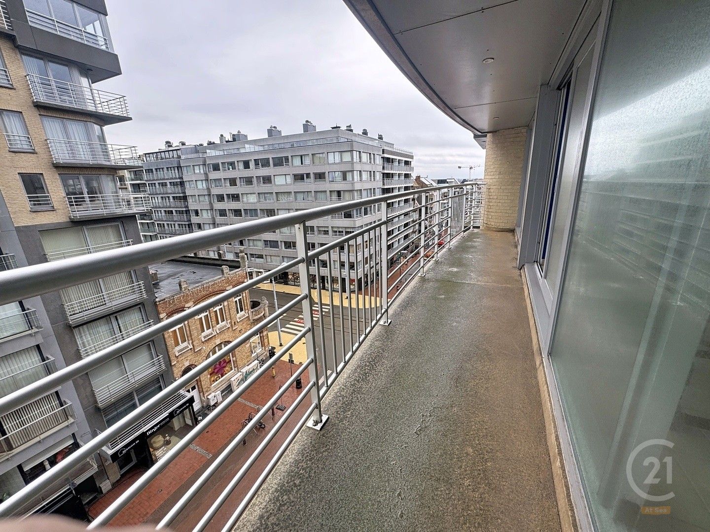 Aangenaam appartement met zijdelings zeezicht én ruim terras in Middelkerke foto 14
