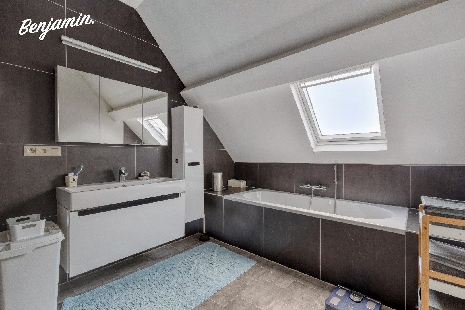 Volledig gerenoveerde woning met garage, tuin en 2 badkamers in Machelen (Zulte) foto 14