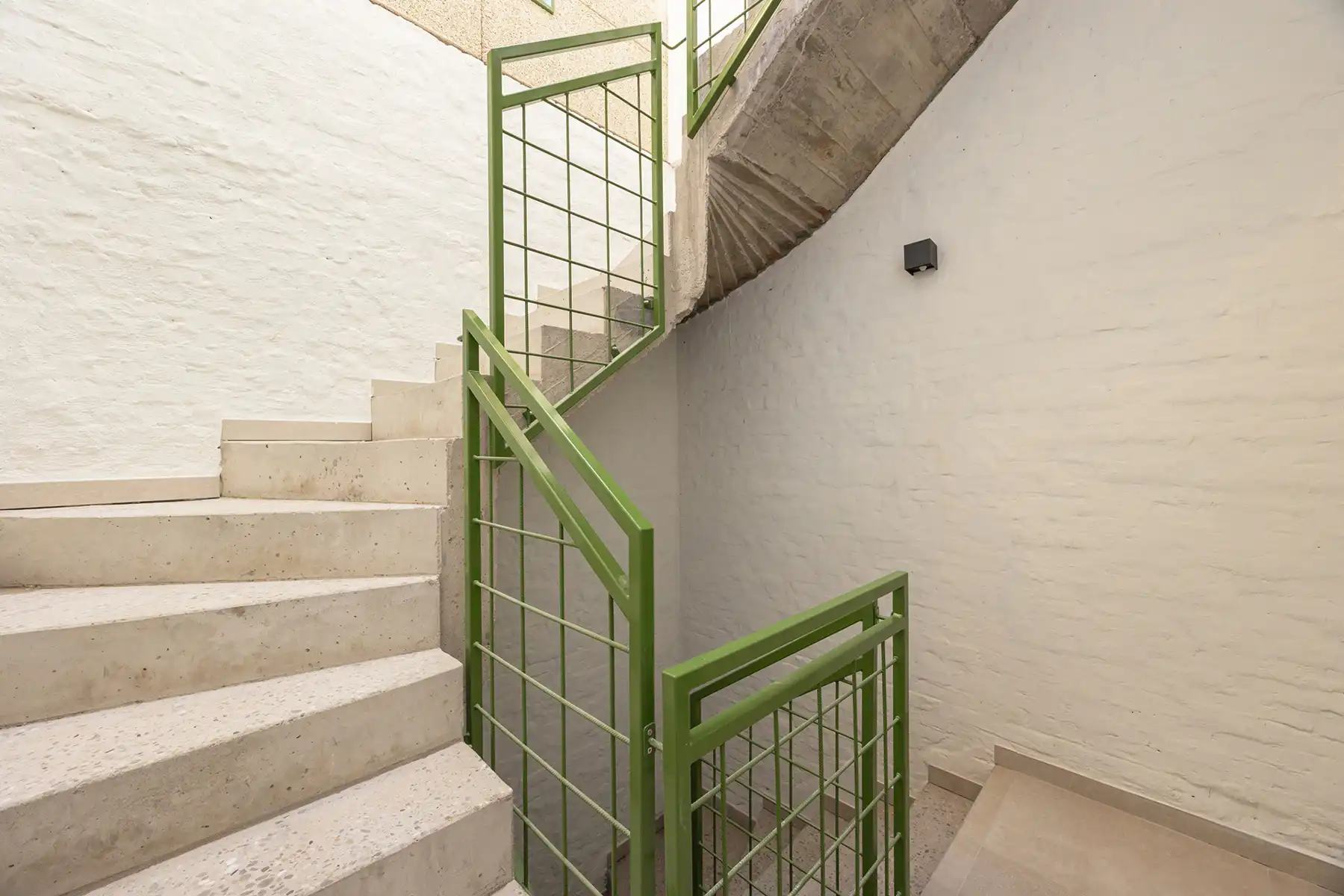 Gerenoveerde loft in hartje Ekeren! foto 14