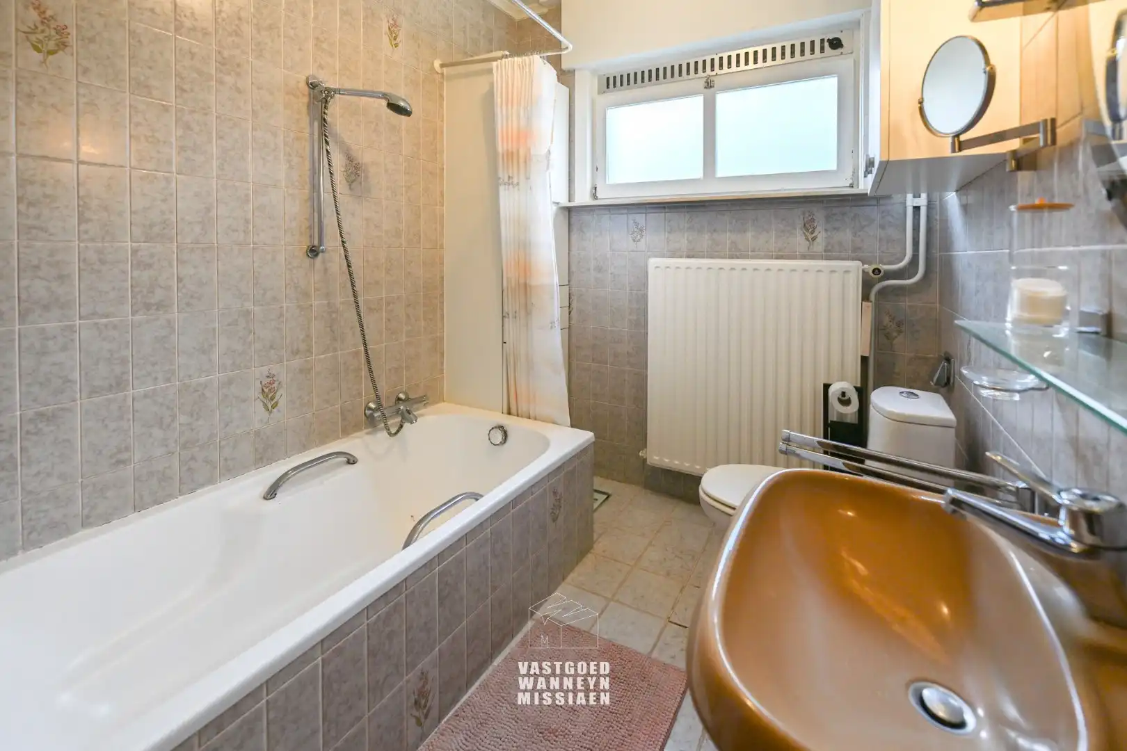 Gelijkvloerse alleenstaande woning met 5 slaapkamers op 657m2 foto 18