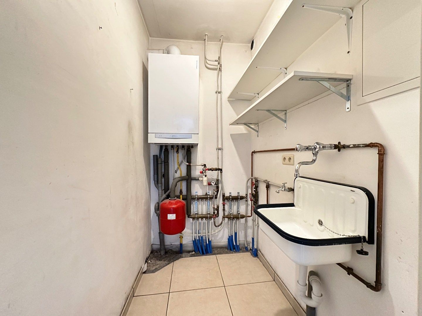 Ruim Duplexappartement met 2 slaapkamers en groot terras te Nerem (Tongeren) foto 10