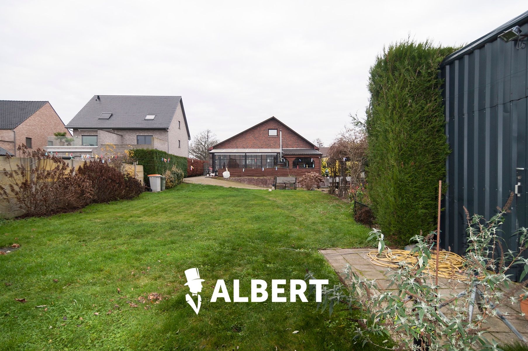 Charmante gezinswoning met veel ruimte en comfort! foto 4