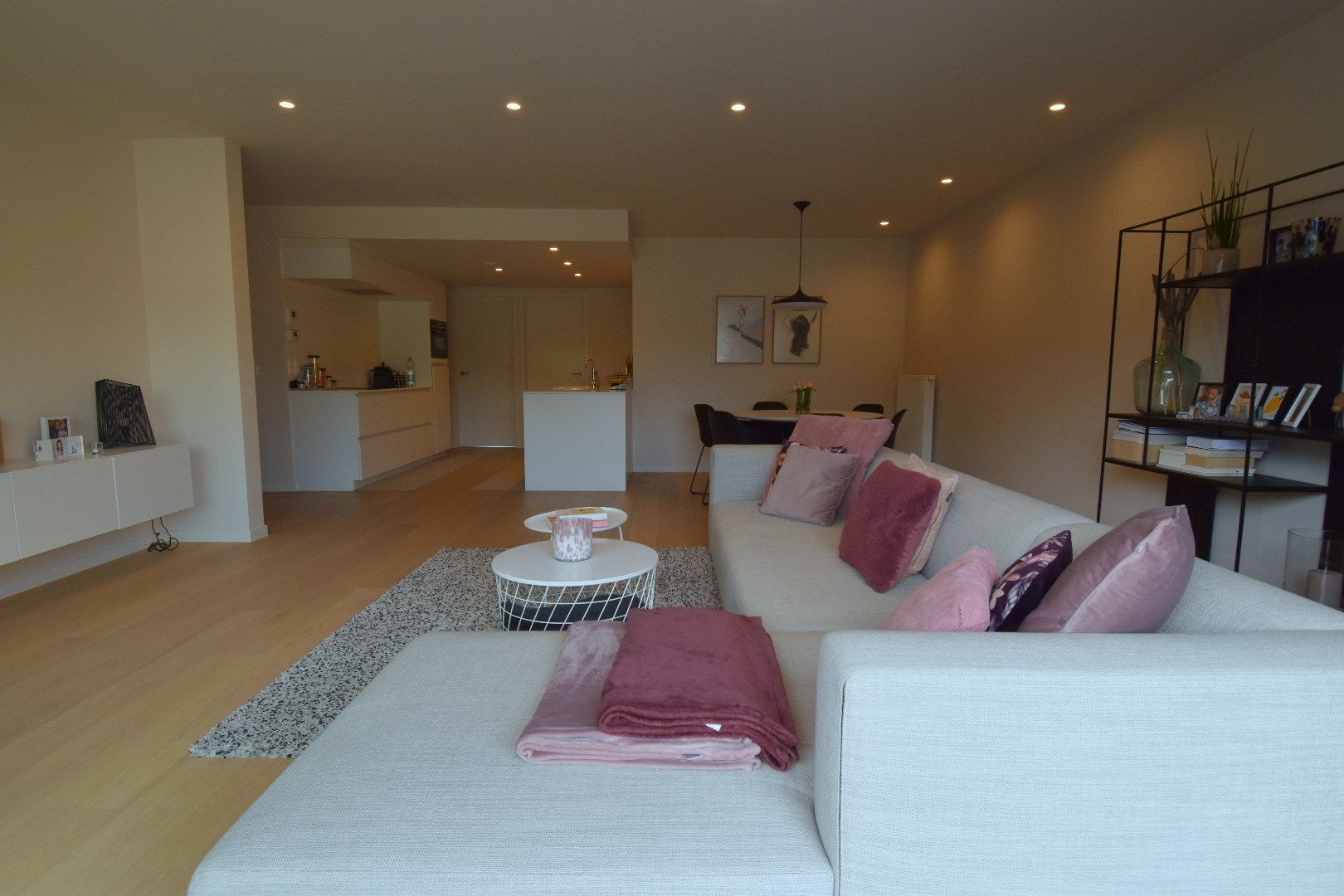 Prachtig appartement met 2 slaapkamers in Wevelgem foto 3