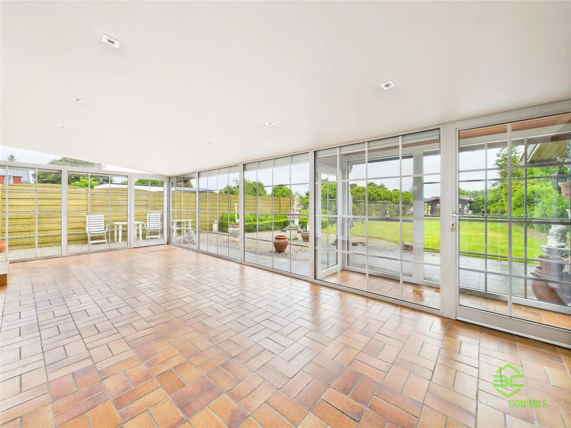 Gelijkvloerse woning op 12a 9ca in het centrum! foto 11