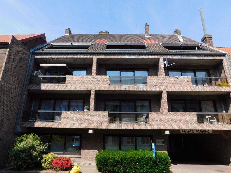 Modern duplex appartement met garage en zonneterras! foto {{pictureIndex}}