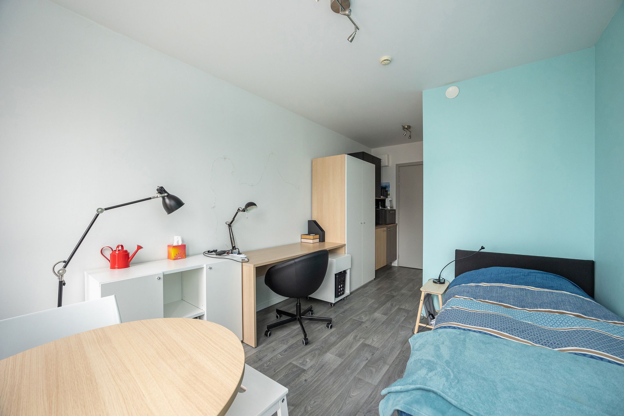Gemeubelde studio op nieuw zuid foto 3