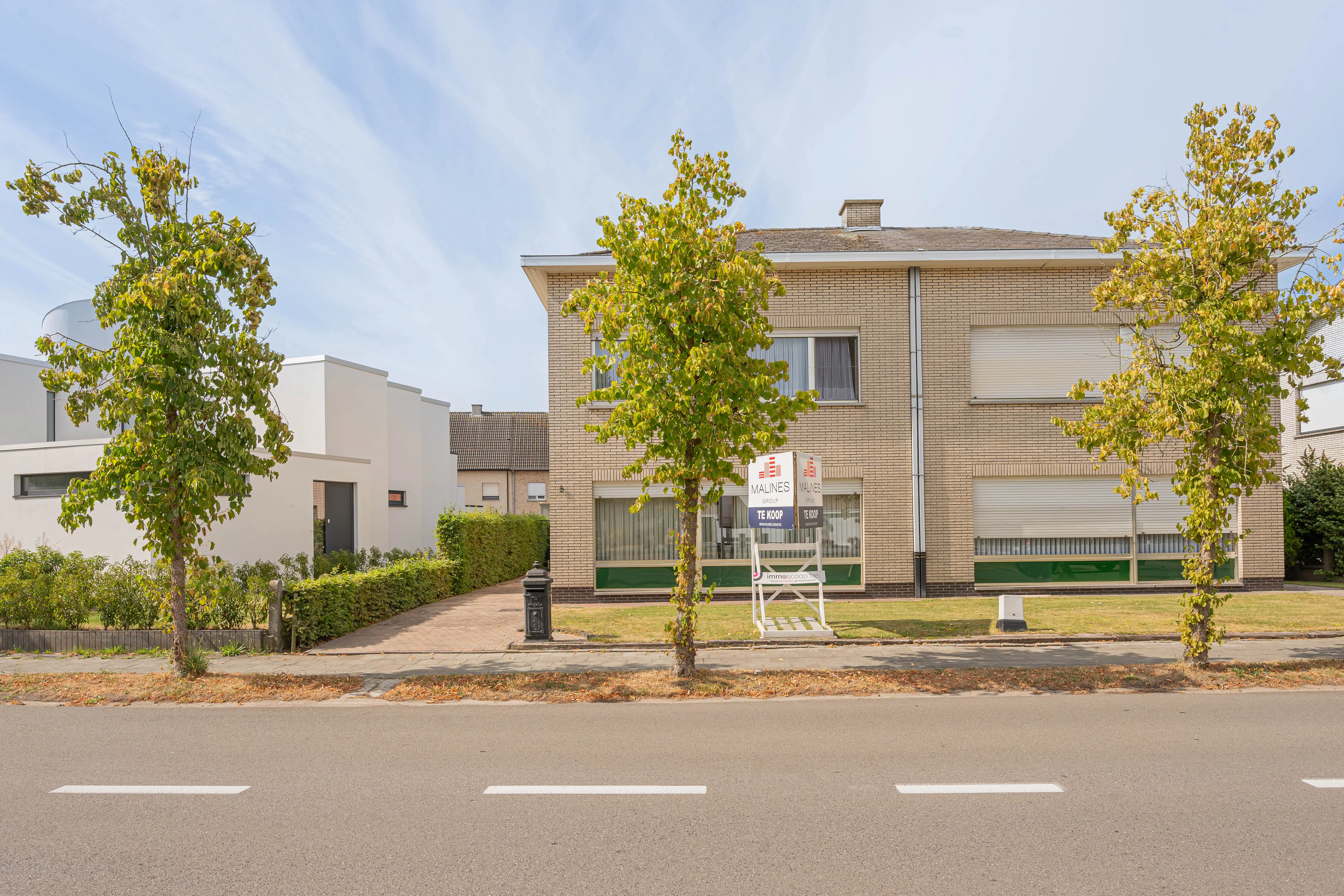 Kwalitatieve woning met 3 autostaanplaatsen in de garage! foto 30