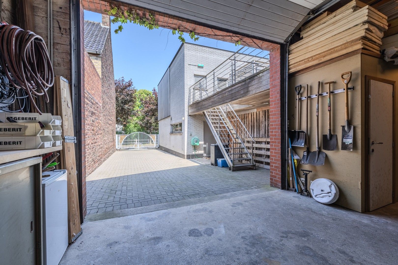 Instapklare woning met loods en vakantie-appartement foto 29