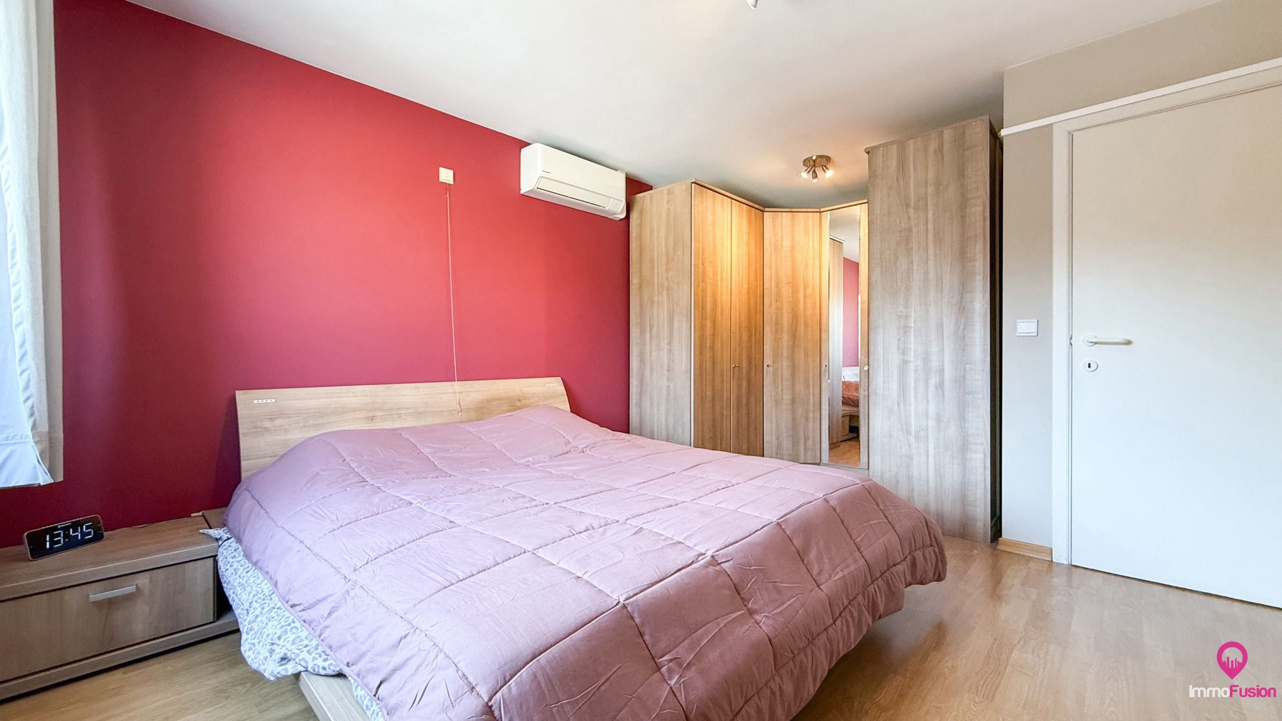 Charmante woning met 3 slaapkamers en inpandige garage! foto 24