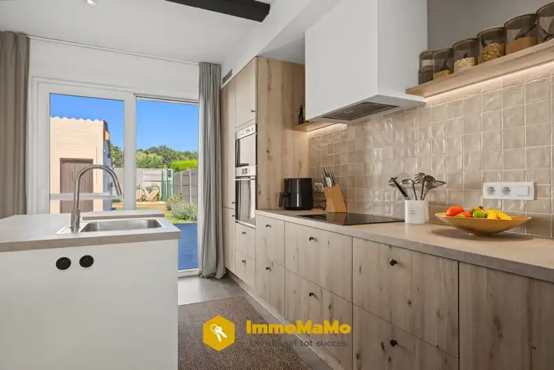 INSTAPKLARE GERENOVEERDE WONING  TE KOOP IN LOCHRISTI (WACHTEBEKE) foto 7