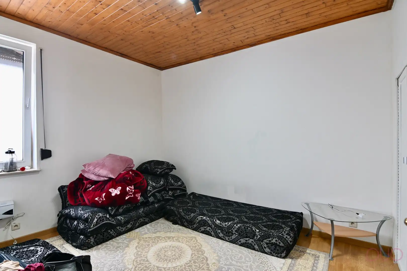 Licht op te frissen woning in hartje Sint-Truiden met 3 slaapkamers en 12x zonnepanelen foto 10