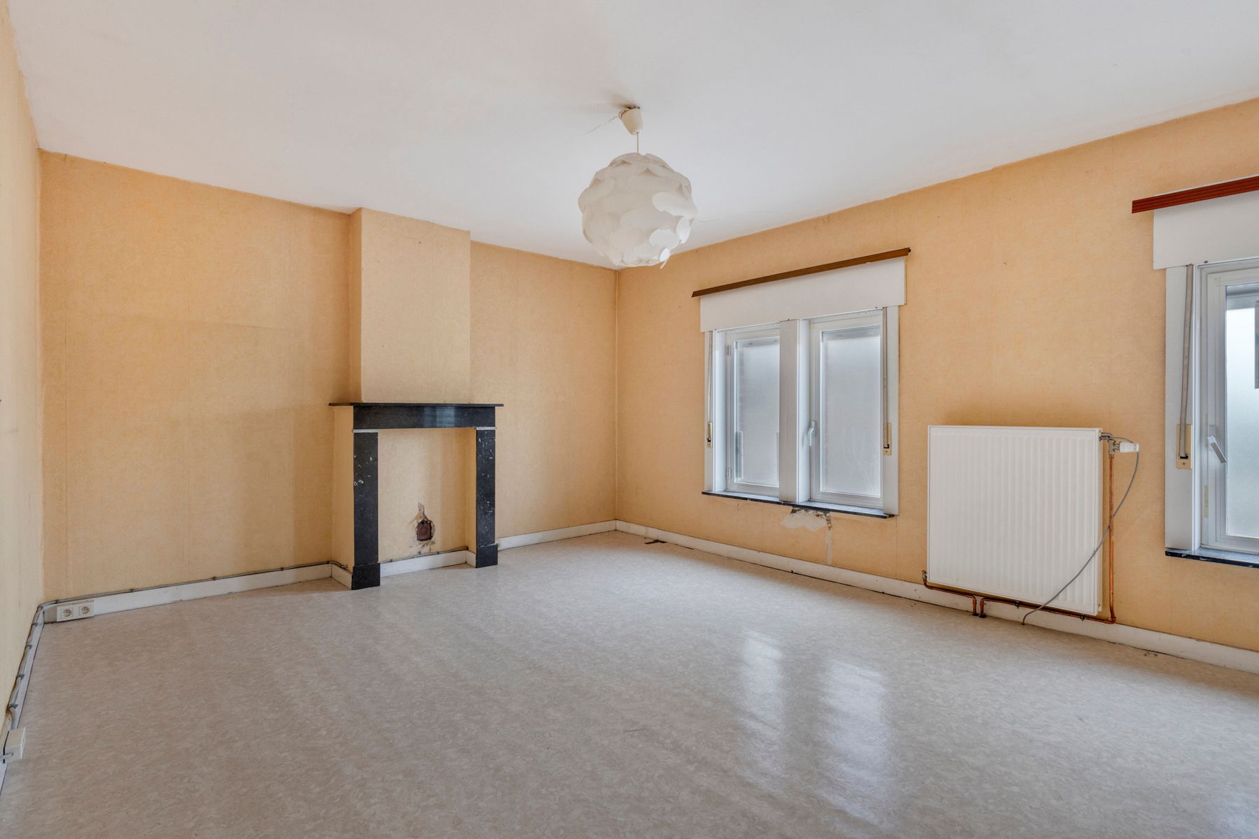 Te renoveren woning met zuidgerichte tuin foto 13