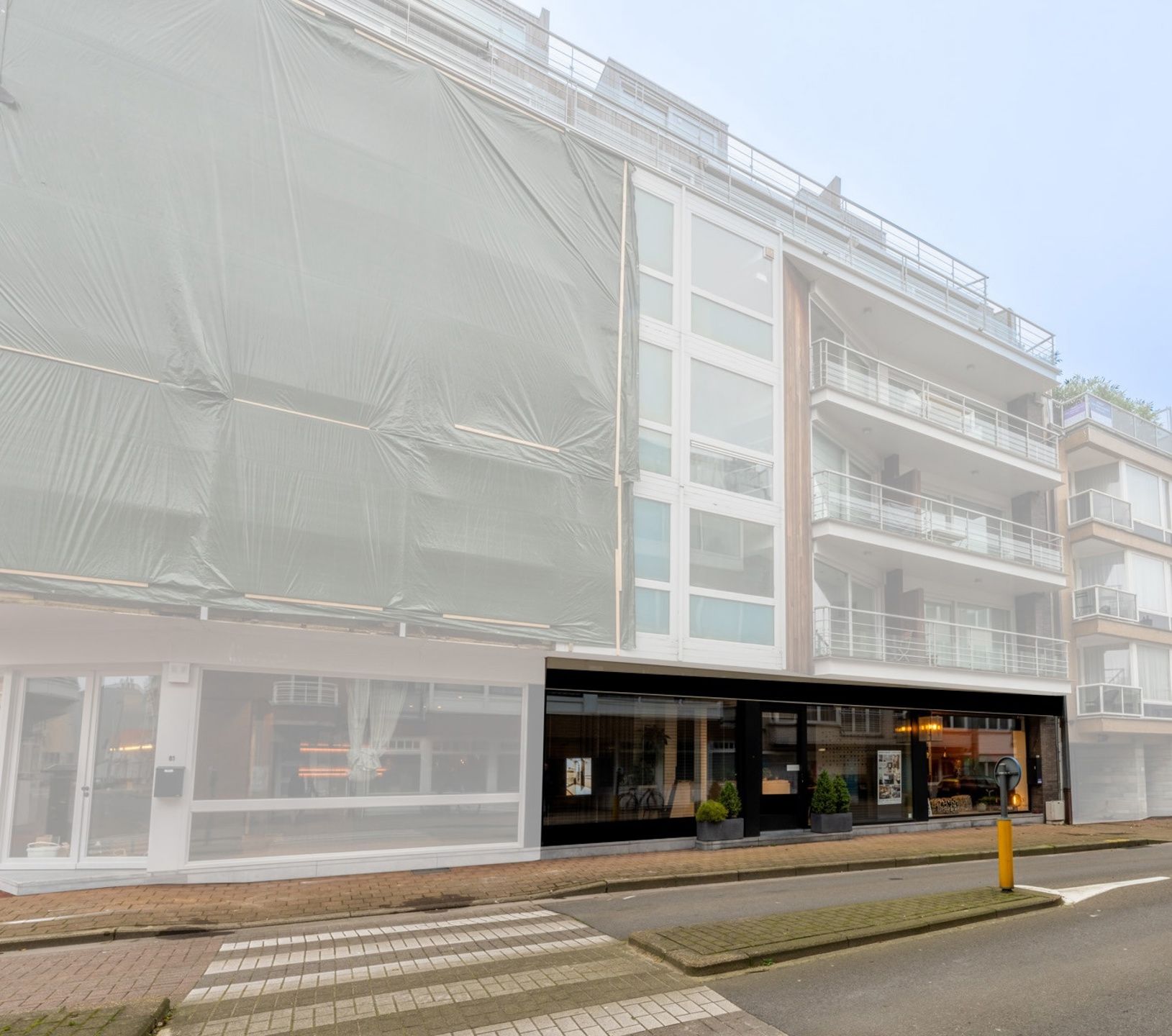 Prachtig 2 in 1 appartement op toplocatie te Knokke! foto {{pictureIndex}}