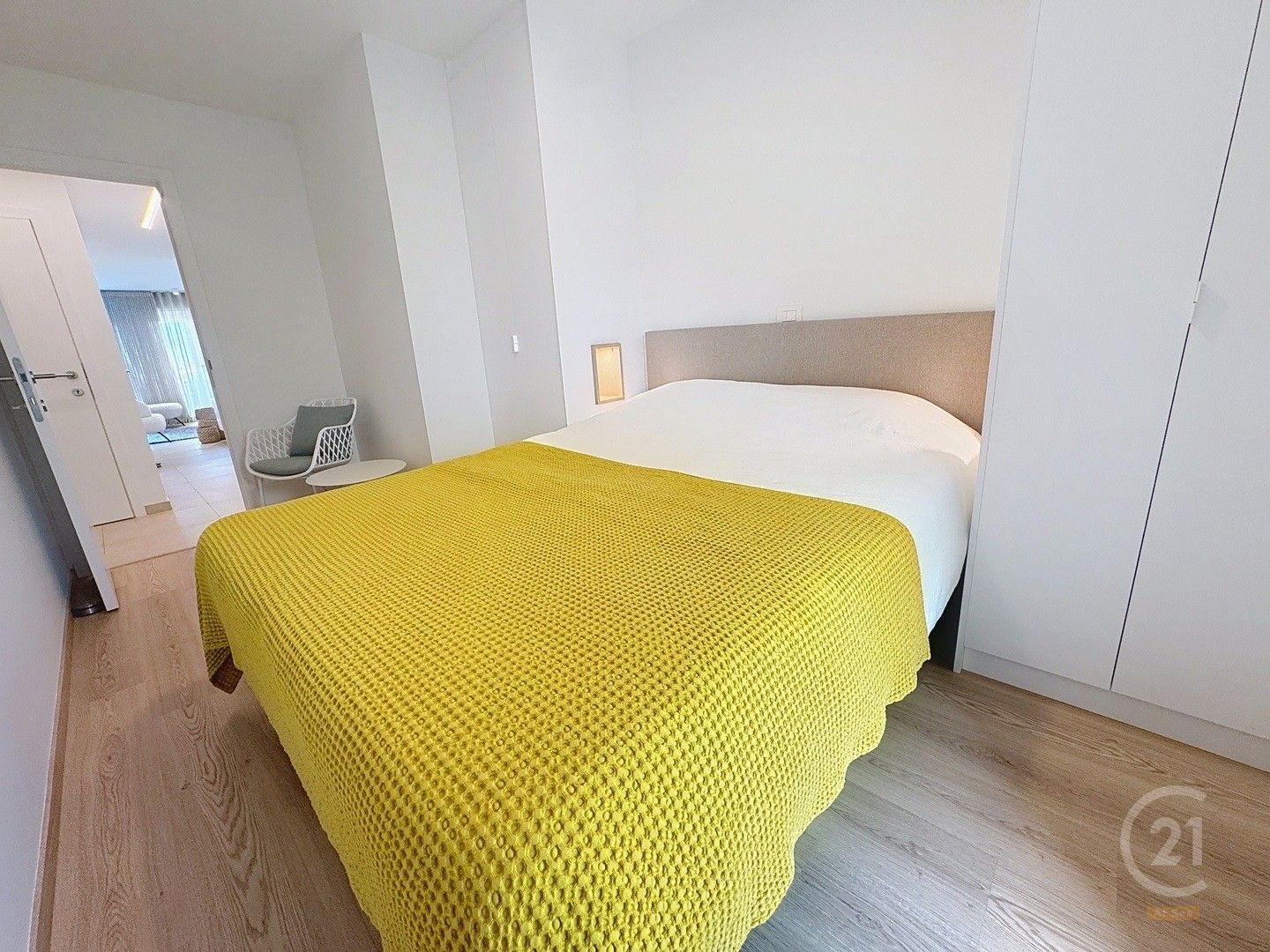 Nieuwbouwappartement met ruim zuidgericht terras inclusief buitenparkeerplaats foto 13