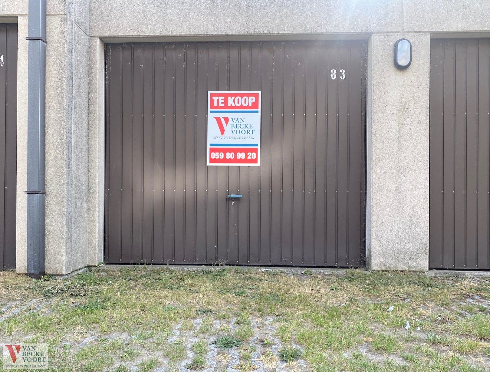 Garagebox 17m² in centrum Bredene foto 11