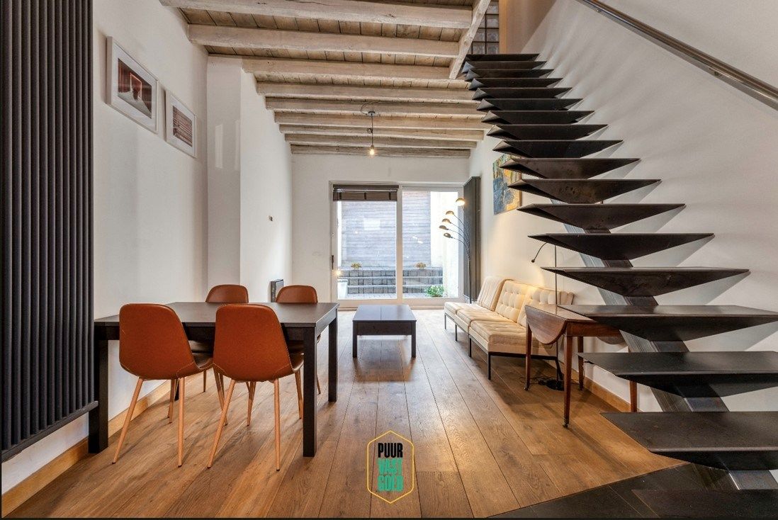 Hip, comfortabel huis met leuke binnenpatio, in St.-Annakwartier foto {{pictureIndex}}
