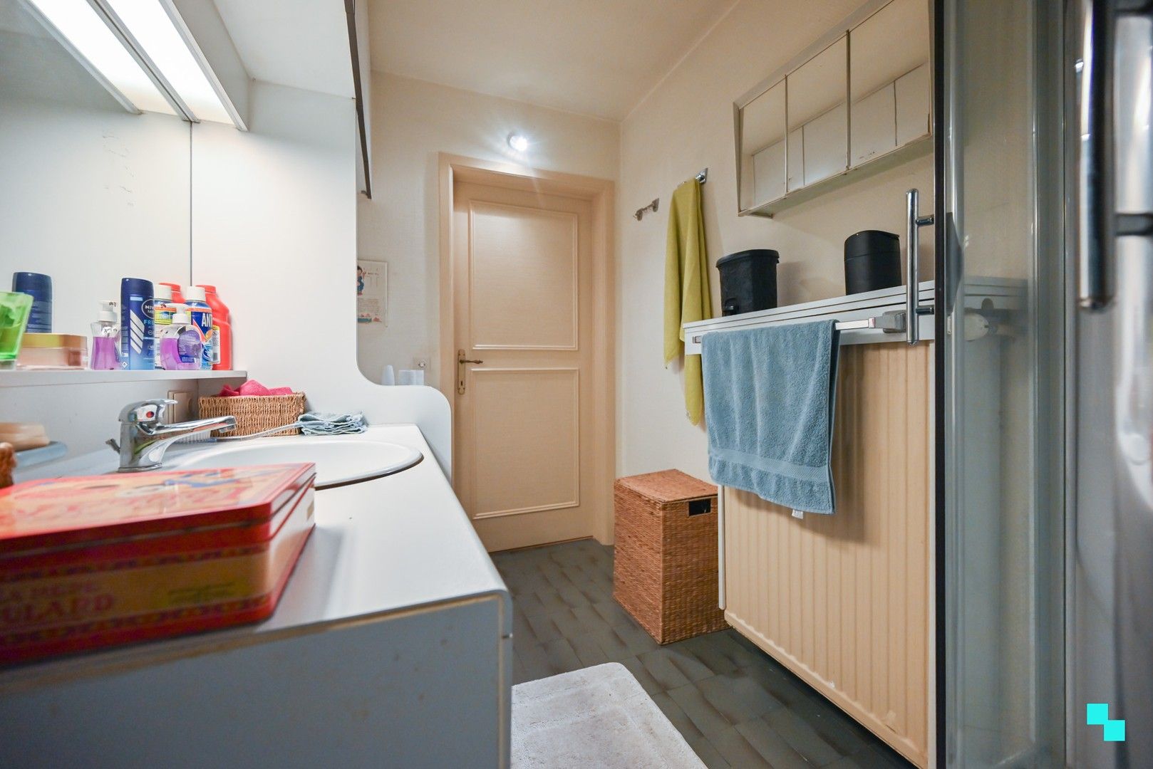 Zeer ruime HOB met vier slaapkamers te Heule foto 27