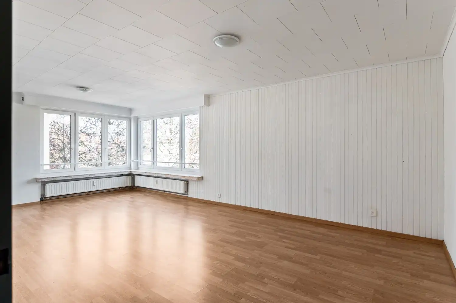 Lichtrijk appartement met 2 slaapkamers en ondergrondse parkeerplaats foto 7