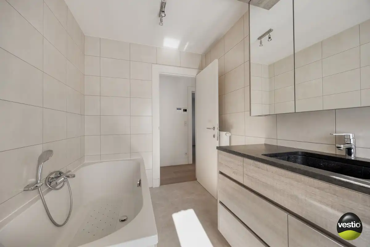 HOEVEWONING OP 64A59CA IN EEN LANDELIJKE OMGEVING. foto 65