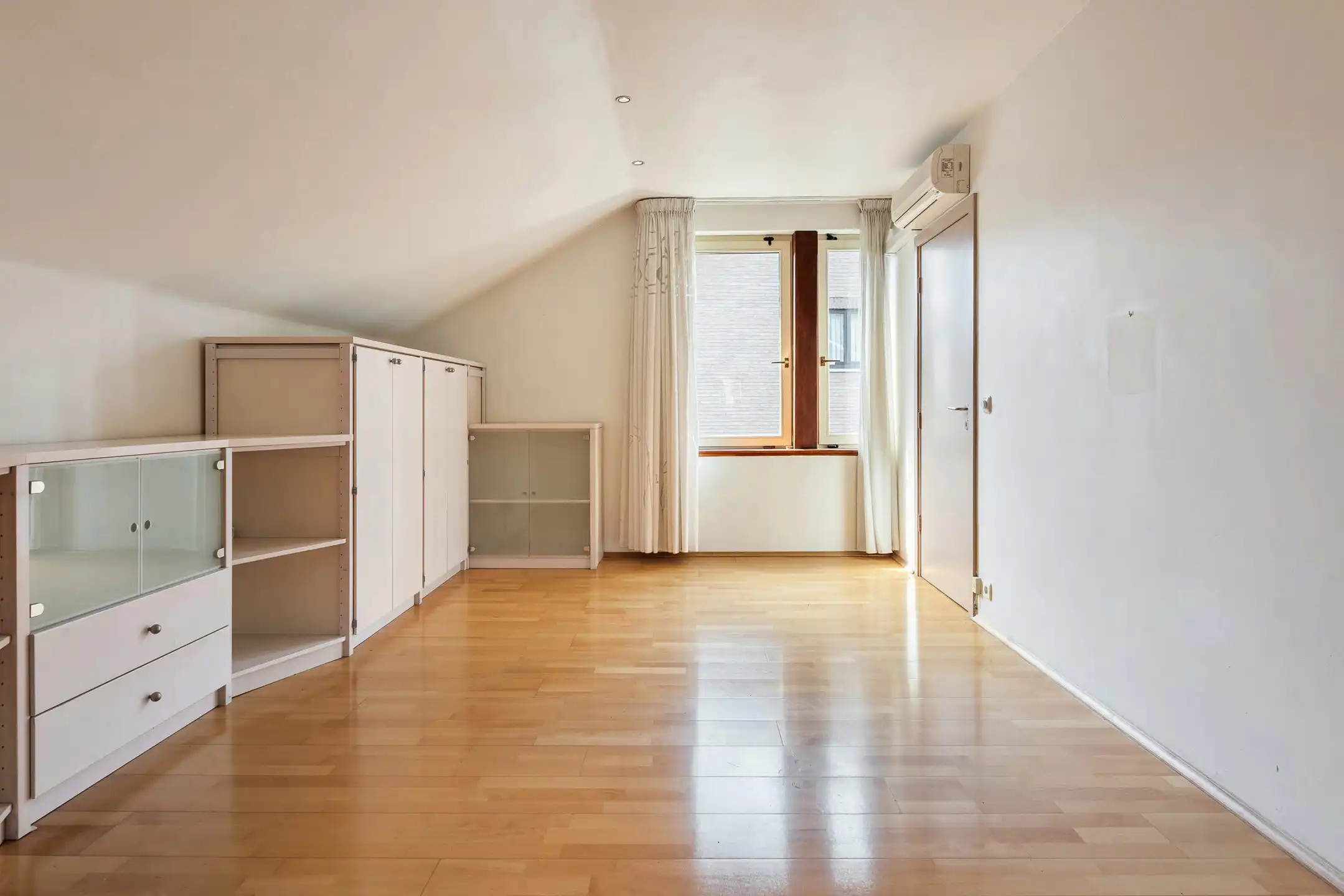 Vrijstaande woning met praktijkruimte te Zichen foto 26