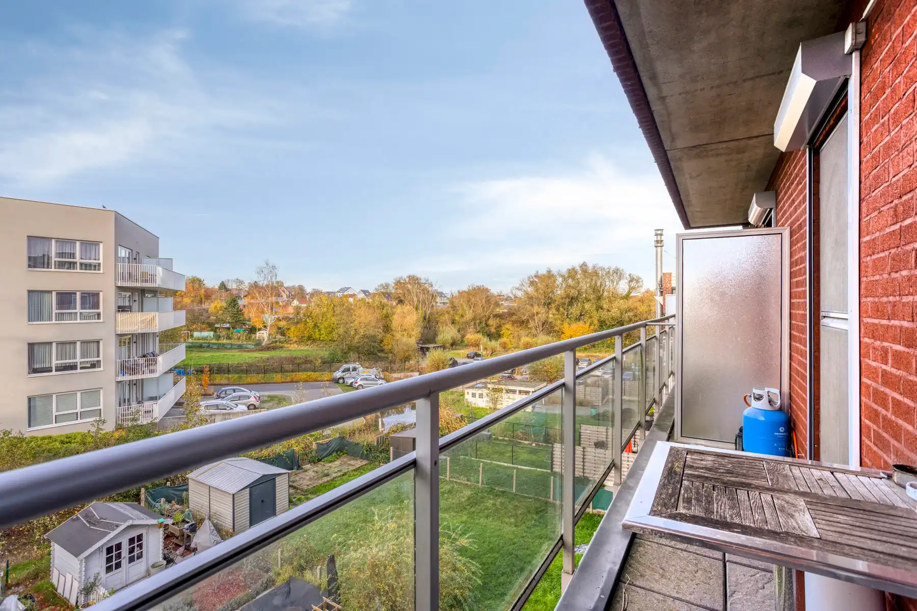 Instapklaar appartement met terras in het centrum van Zellik! foto 18