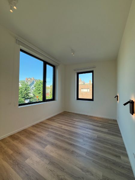 Zeer ruime, energiezuinige nieuwbouwwoning met tuin – gelegen aan de Rozenbroeken foto 8