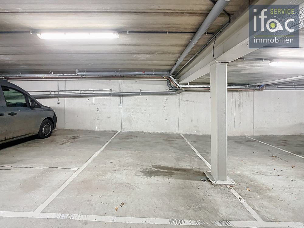 Parkeerplaats te koop foto 2