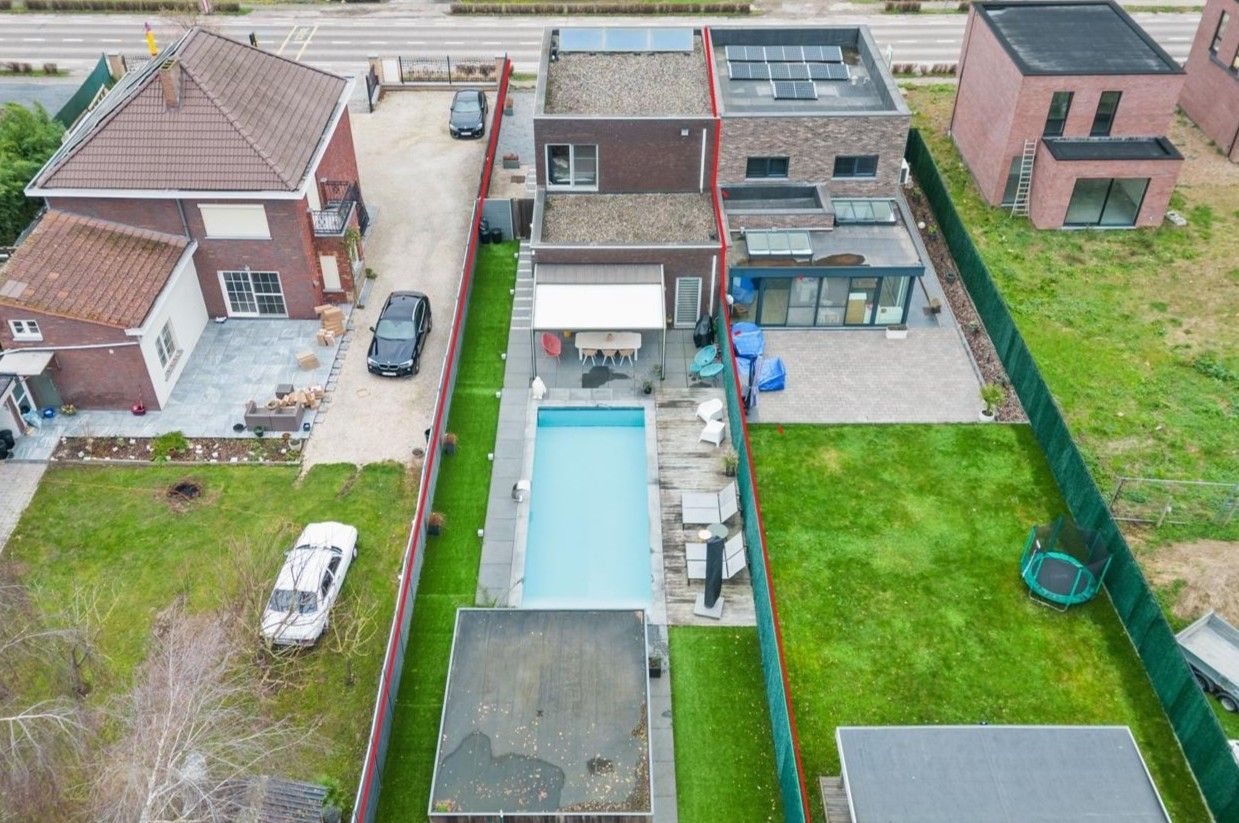 Moderne, instapklare woning met luxe afwerking en zwembad in Sint-Truiden foto 31