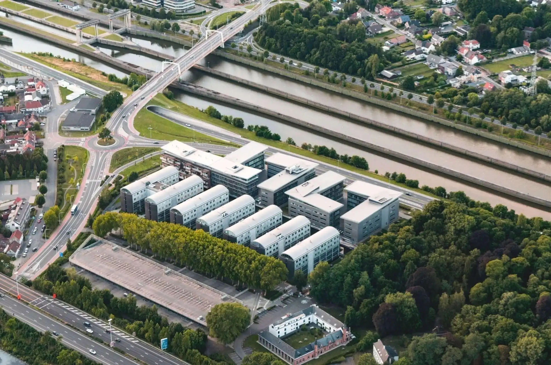 Landschapskantoor te huur in Axxes Business Park in Merelbeke foto 22