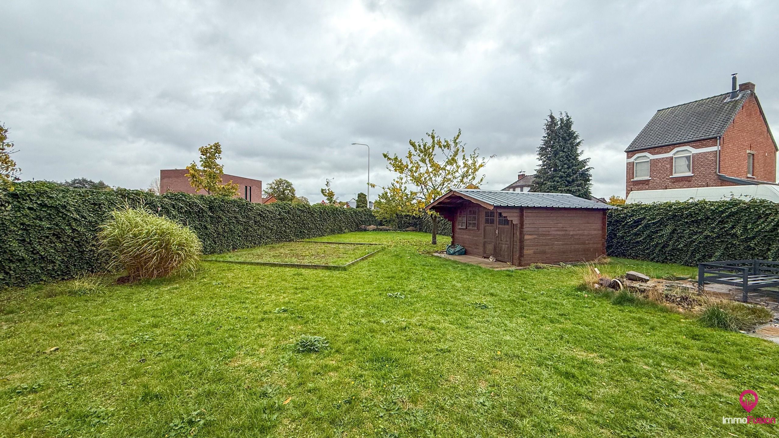 Instapklare open bebouwing met 4slpks op perceel van 10are! foto 30