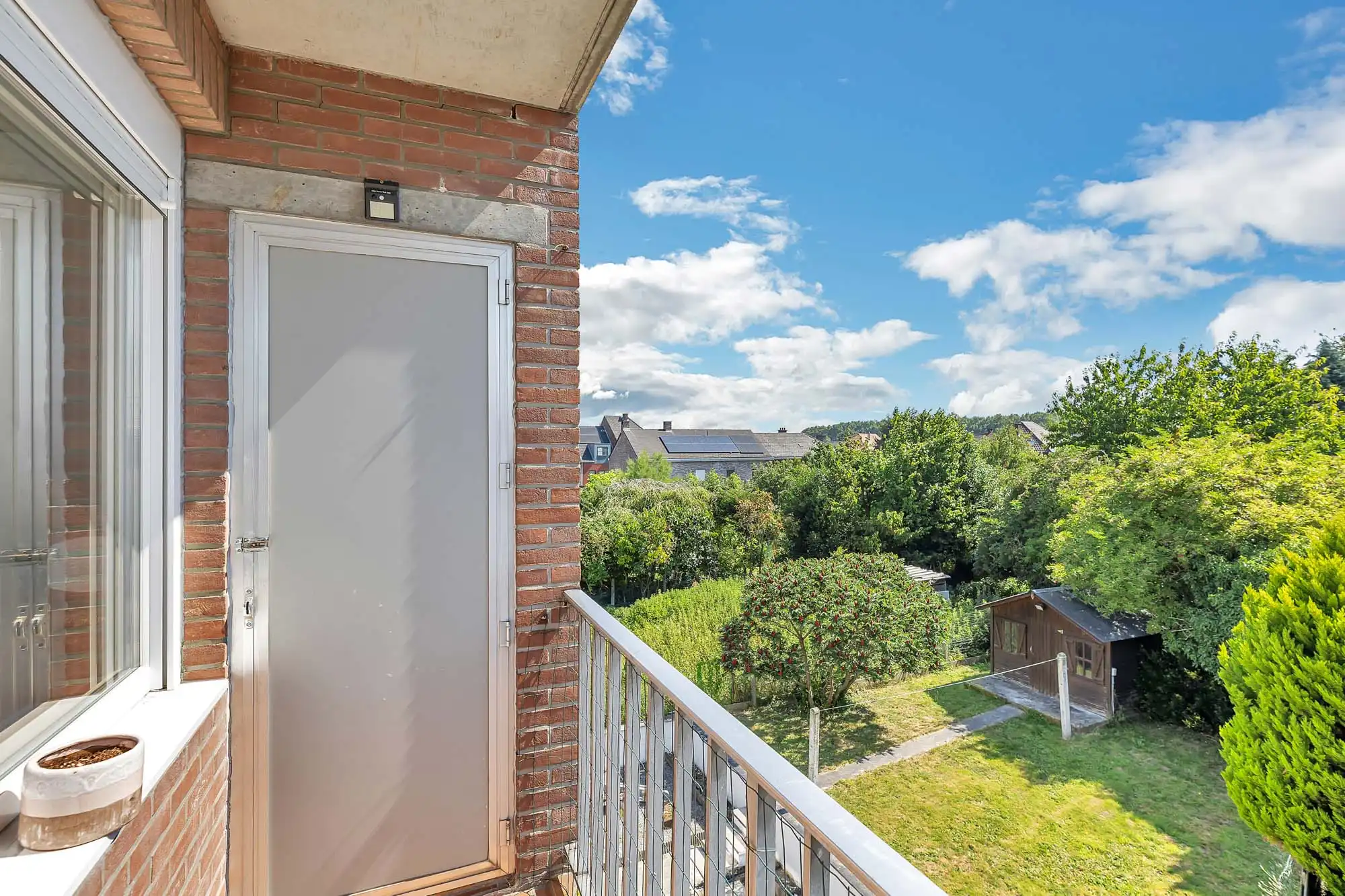 Opbrengsteigendom met 2 appartementen en extra studio foto 13