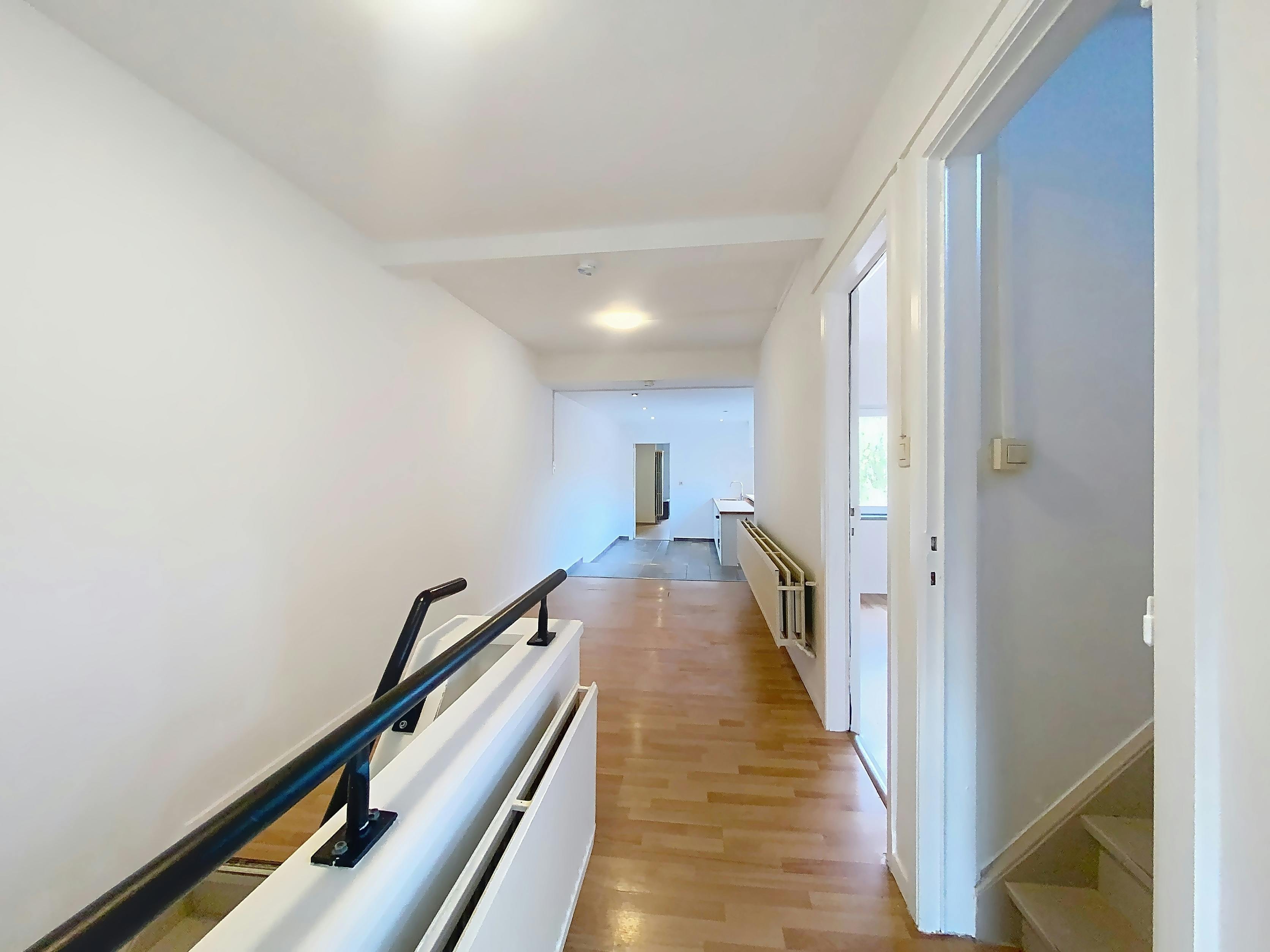 Ruime halfopen woning met 5 slaapkamers in Aalter foto 8