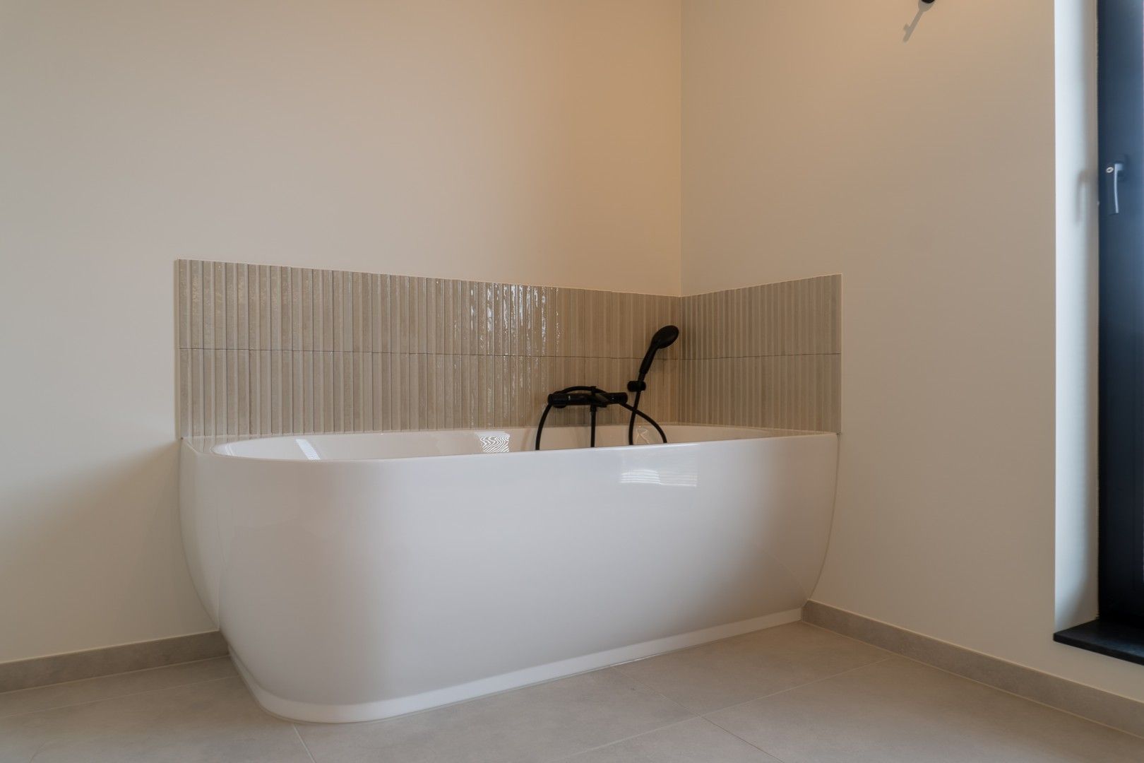 Halfopen nieuwbouwwoning gelegen te Diepenbeek foto 28