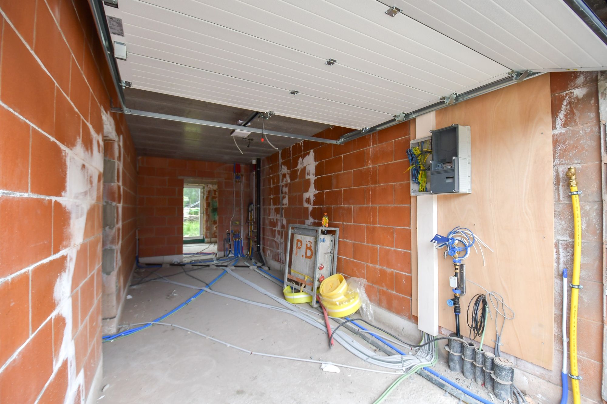 Landelijk gelegen NIEUWBOUW woning met 5slpk langs het kanaal op 340 m² - LOT 1 foto 7