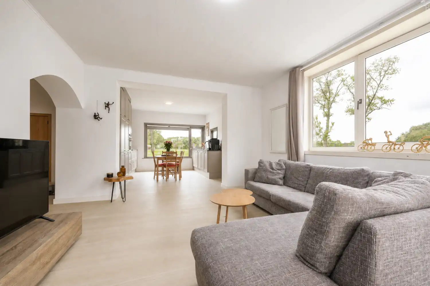 Hoevewoning met 5 royale slaapkamers te Gistel foto 12