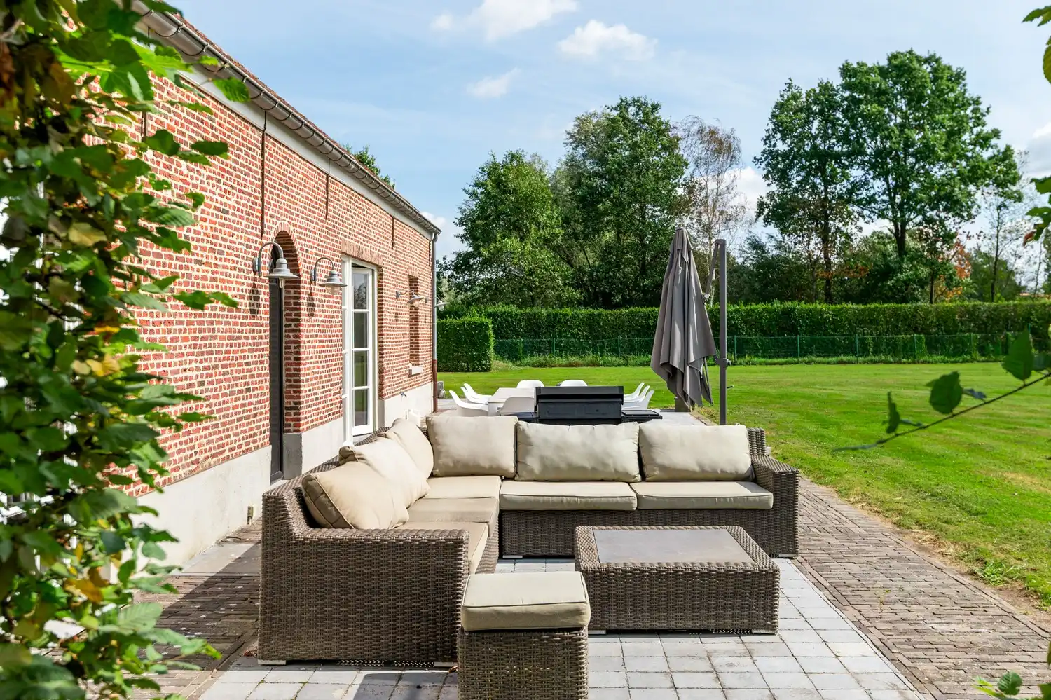 Gerenoveerde villa met bijgebouw en vijver op een perceel van 1,8 ha te Putte foto 17