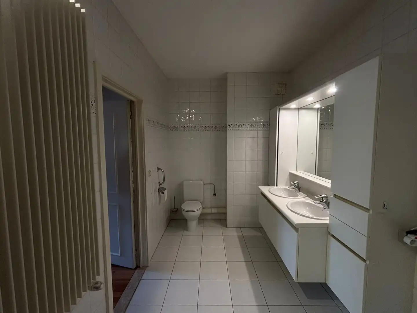 DUPLEXAPPARTEMENT MET 4 SLAAPKAMERS EN 3 BADKAMERS foto 10