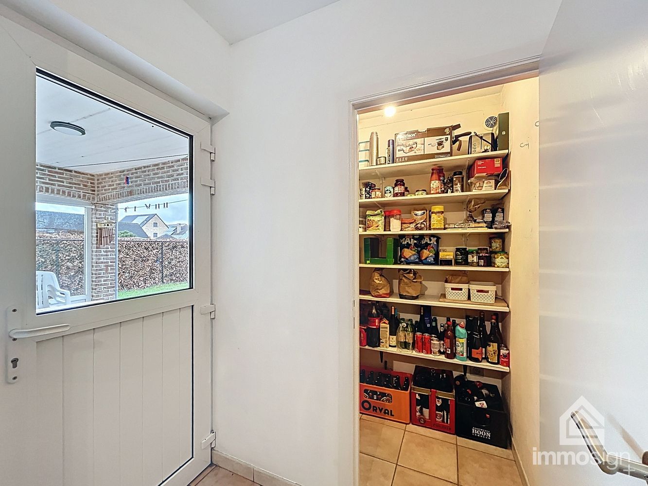 Instapklare laagbouwwoning met 2 (mgl. 3) slaapkamers en dubbele garage op een perceel van 718 m² foto 13