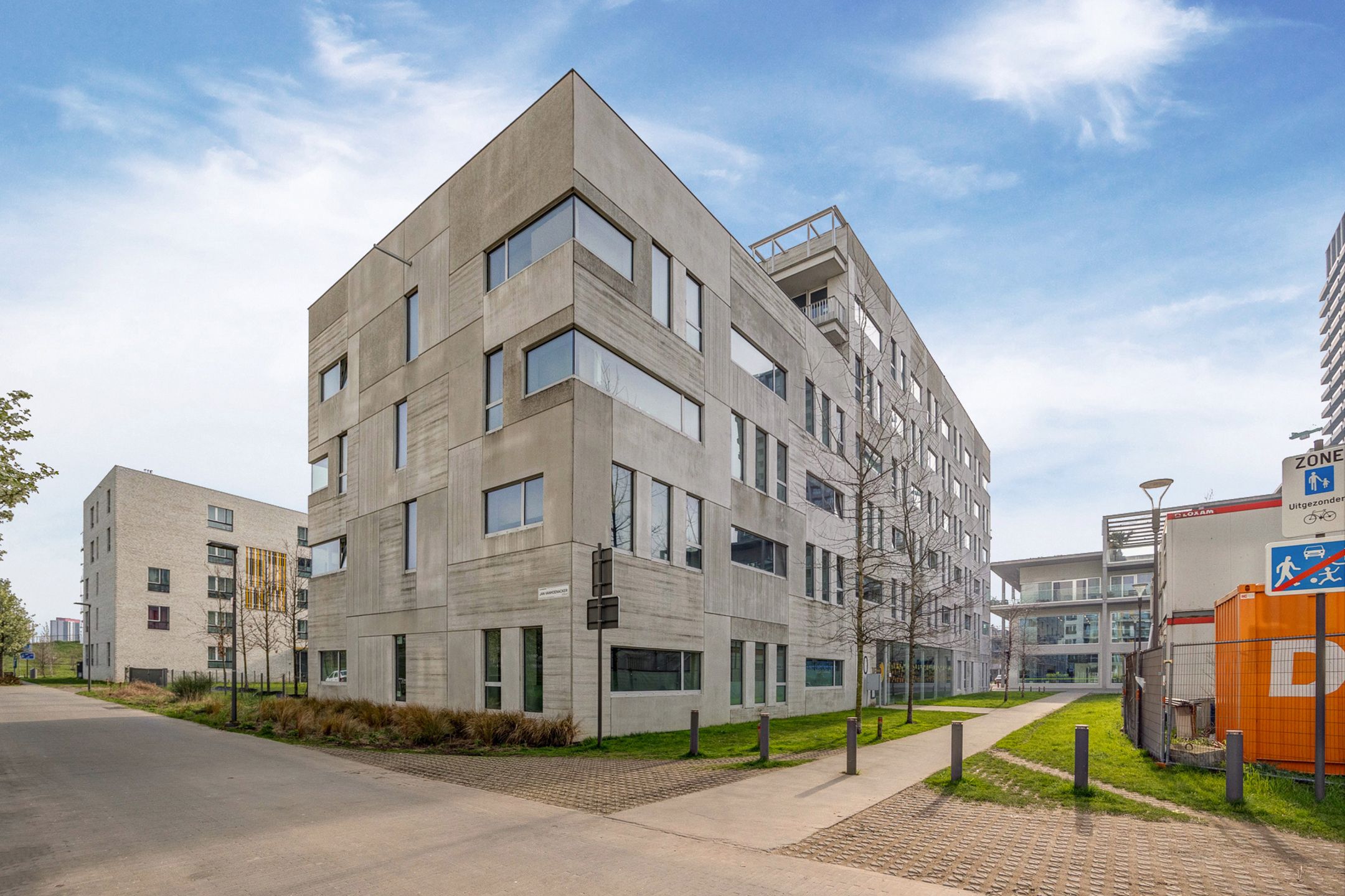 ()=>{if(producerUpdateValueVersion(node),producerAccessed(node),node.value===ERRORED)throw node.error;return node.value} Jan Vanhoenackerstraat 60/5.1 - 2000 Antwerpen