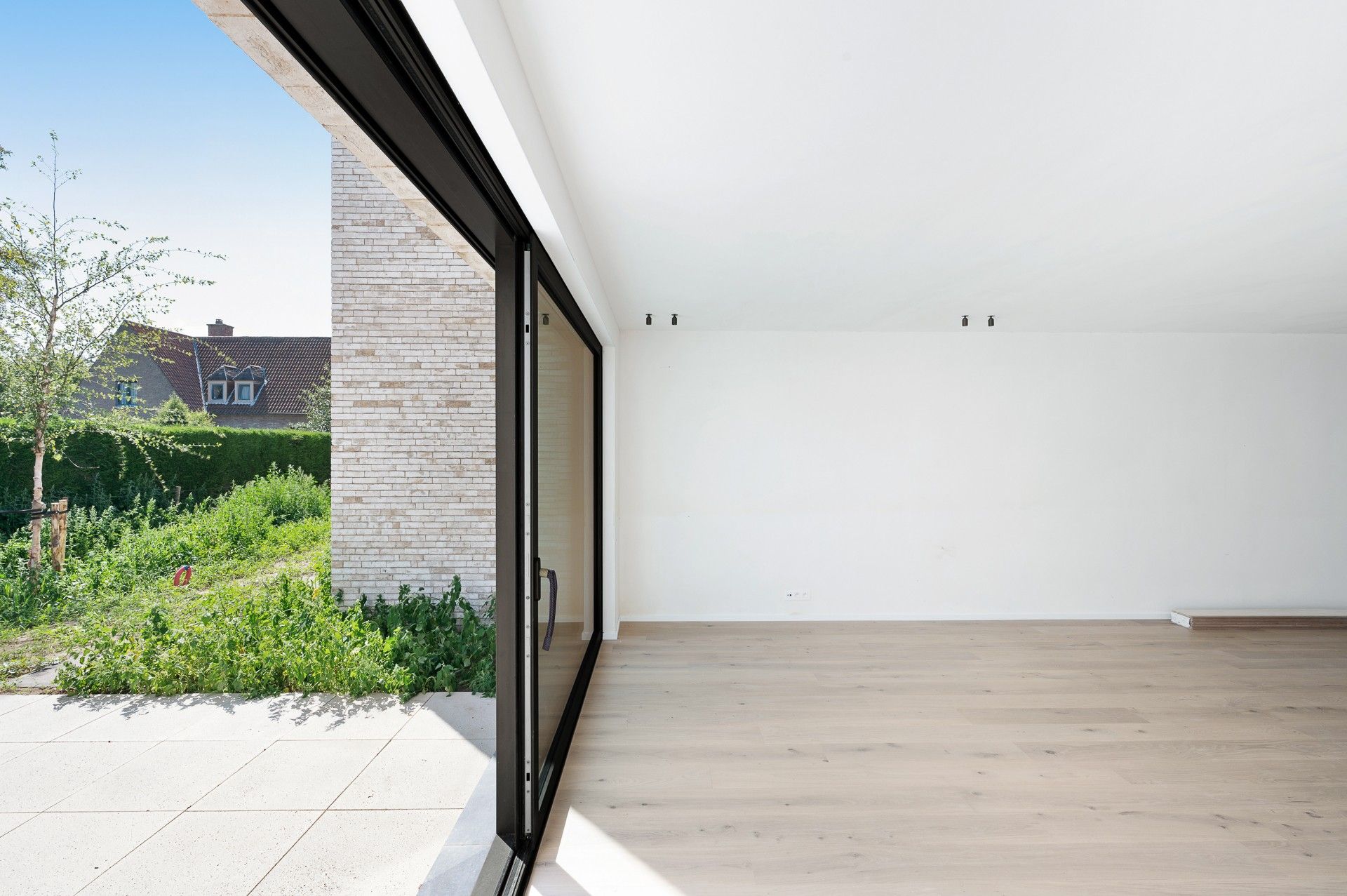 Ongemeubeld: moderne geothermische en energiezuinige woning te Knokke foto 11