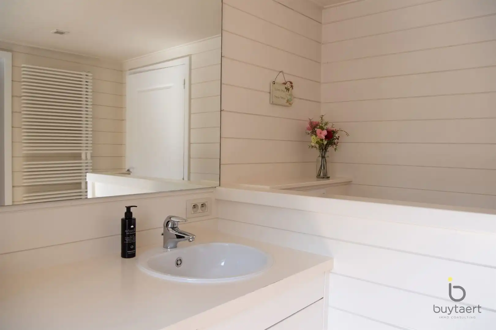 Knappe long island karakter villa in een heel fijne omgeving te Halle-Zoersel! foto 45