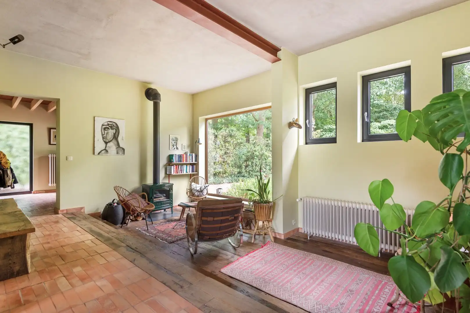 Stijlvolle, vrijstaande villa met zonnige tuin en zwemvijver foto 11