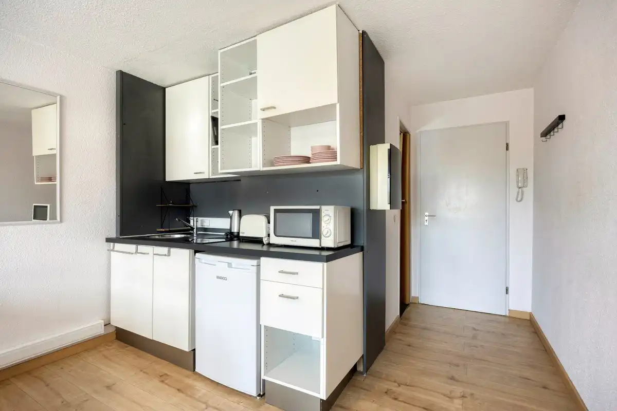 Bemeubelde studio in centrum Leuven! – EPC 209 kWh/m² - bewoonbare opp. 24 m² foto 8