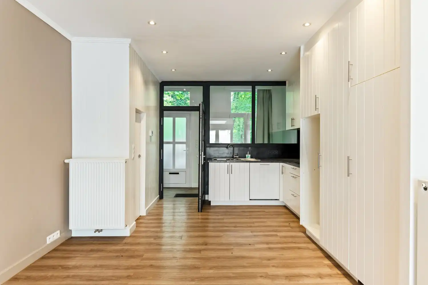 Mooi gerenoveerde woning op Toplocatie nabij centrum Lier foto 6