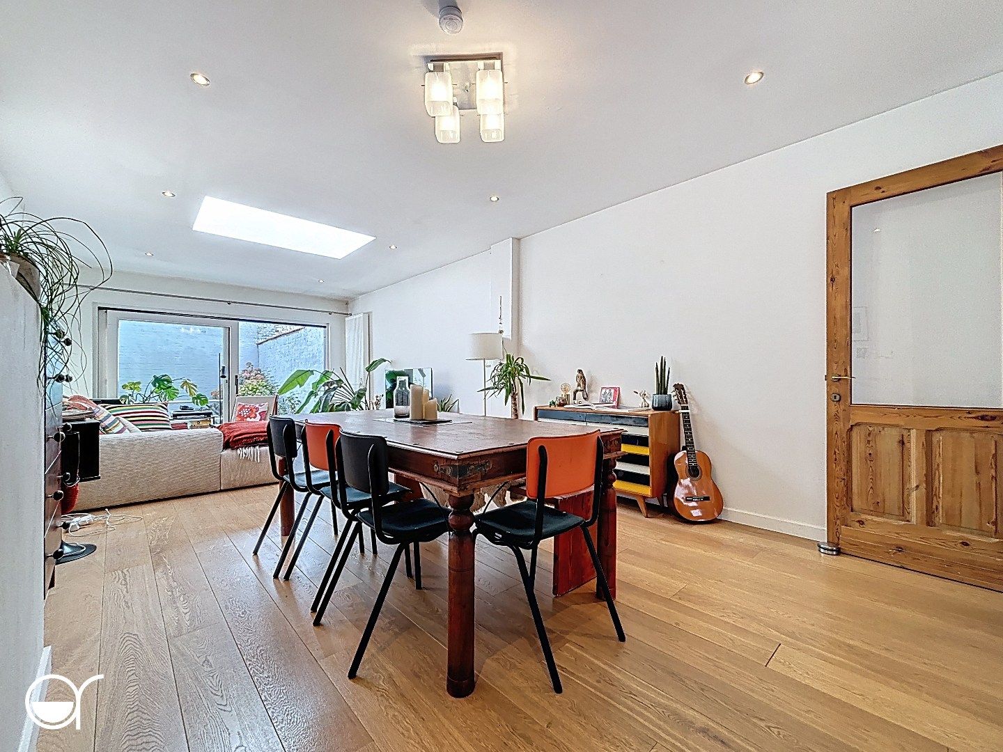Gezellige rijwoning met stadstuin vlakbij de Visserij foto 4