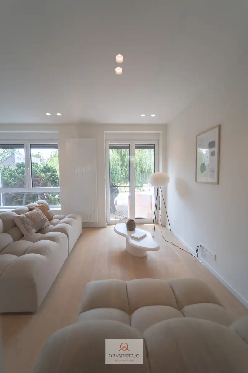 Uitmuntend gelegen gerenoveerde woning ! foto 22
