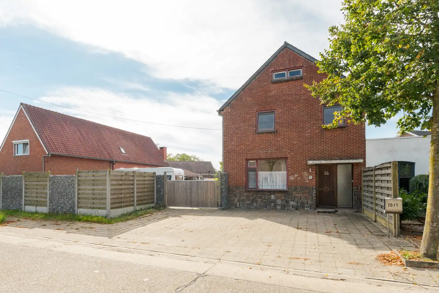 Ruime woning in een mooie omgeving, vlak bij de Nederlandse grens foto 34