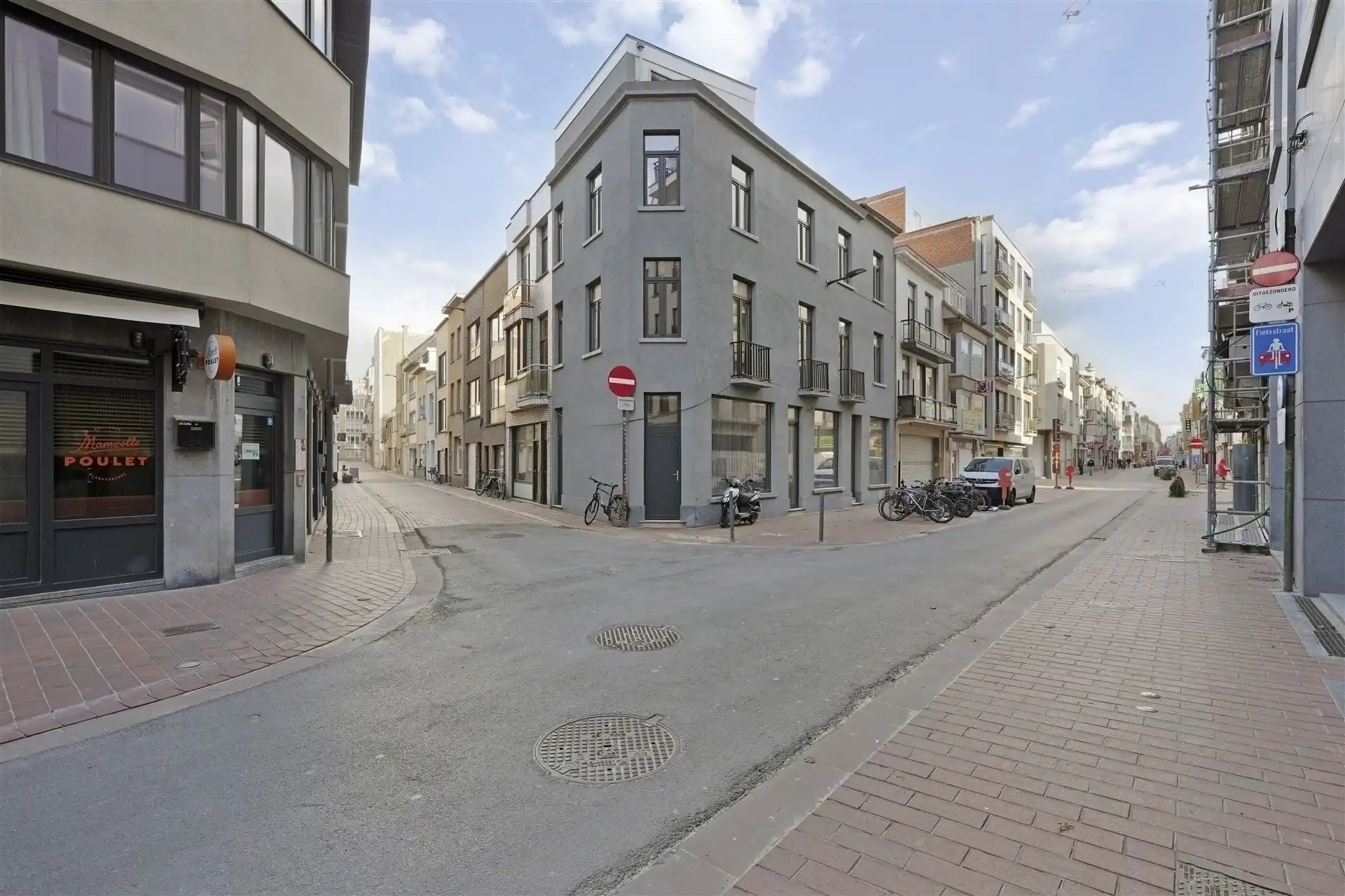 CENTRALE LIGGING / RUIME WONING foto 2